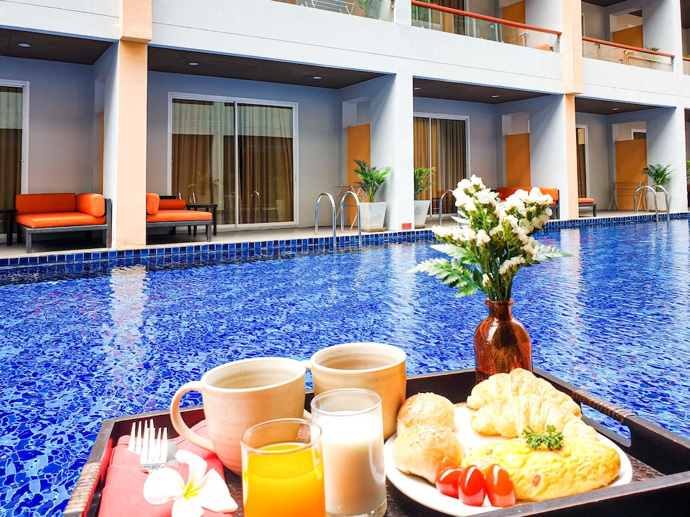 Stylist Pool Access - Photo 5