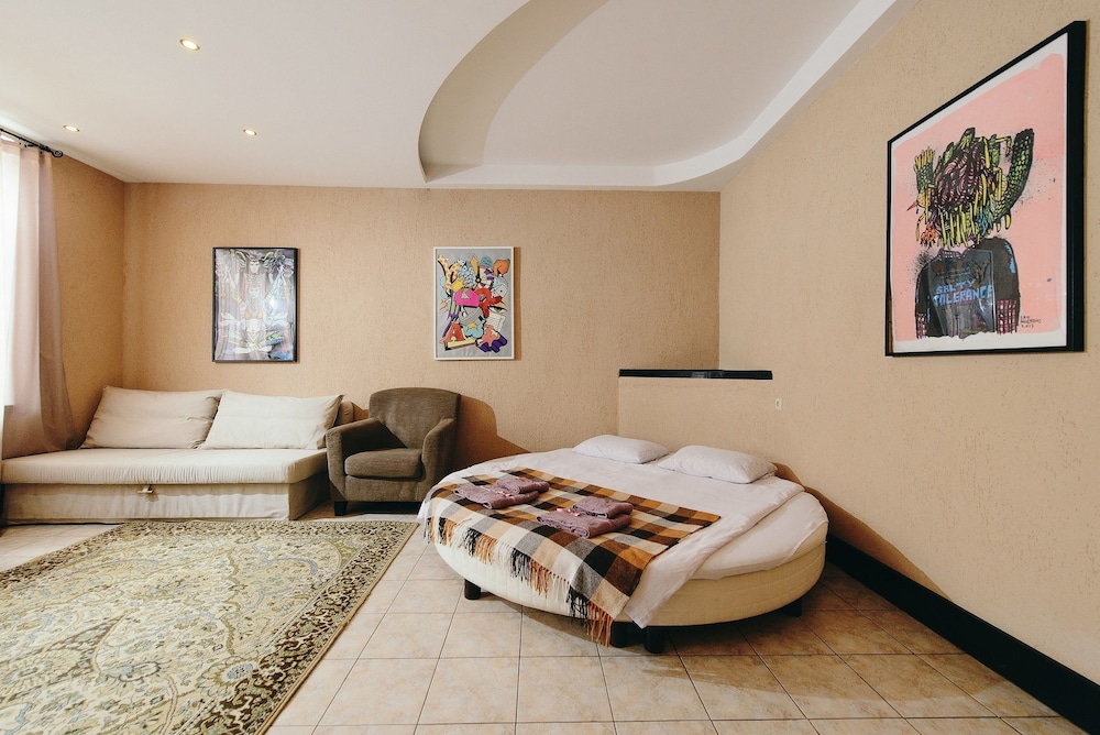 Apartment photo 1