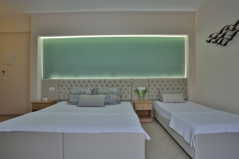 Panoramic Studio, Balcony photo 3