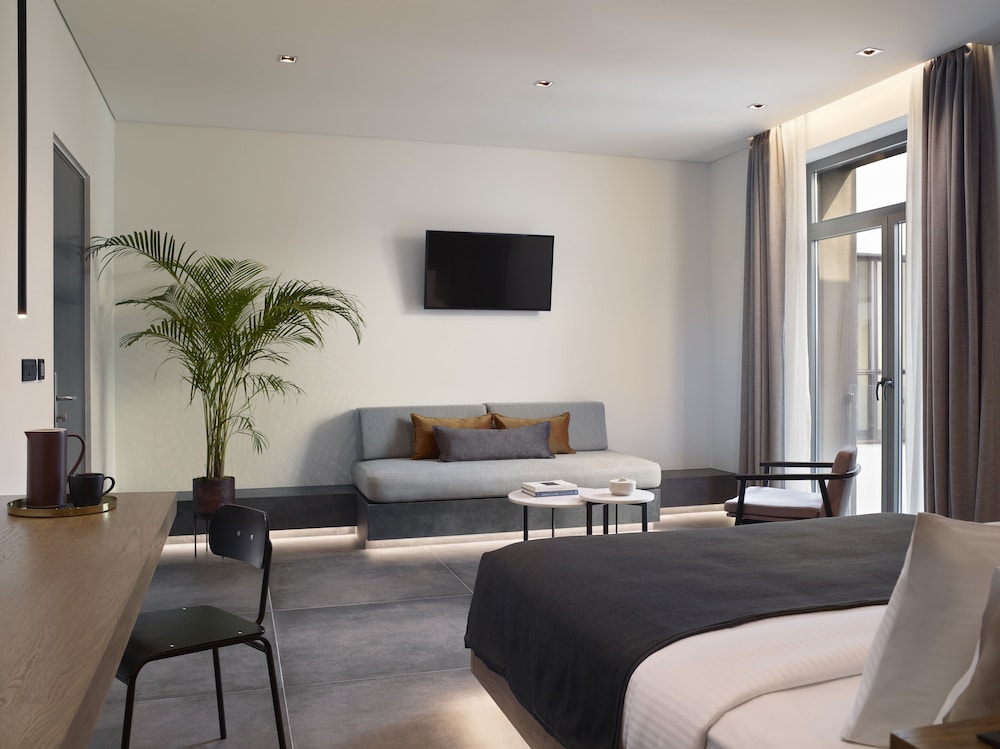 Junior Suite - Photo 9