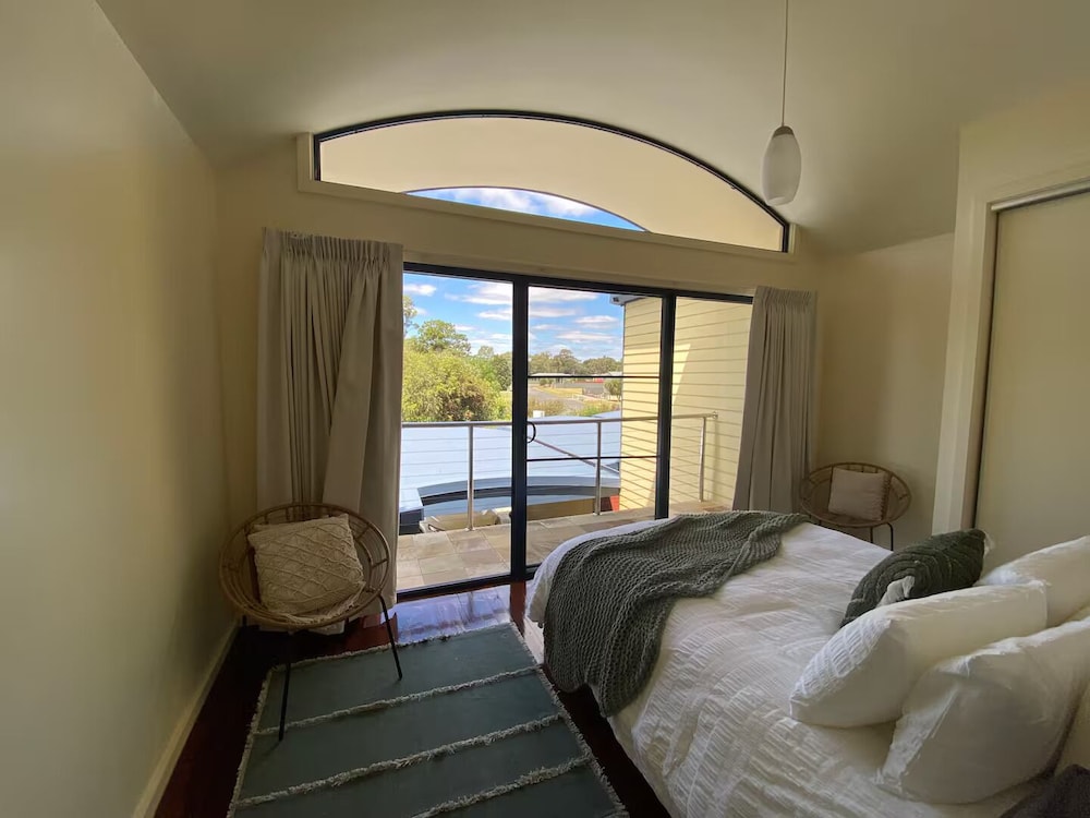 Deluxe Townhome, 3 Bedrooms, Mountain View photo 3