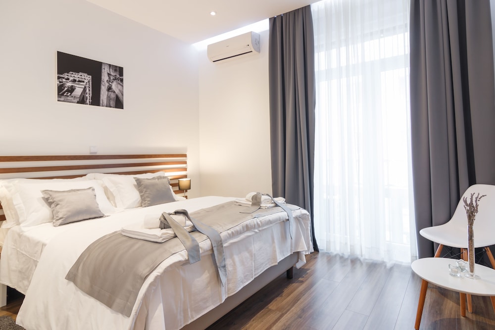 City Double Room, 1 King Bed photo 1