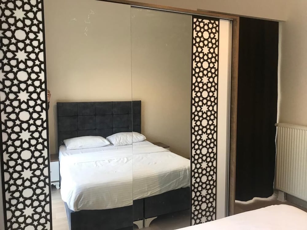 Design Apartment (Two-Bedroom Suite Apartment) photo 3