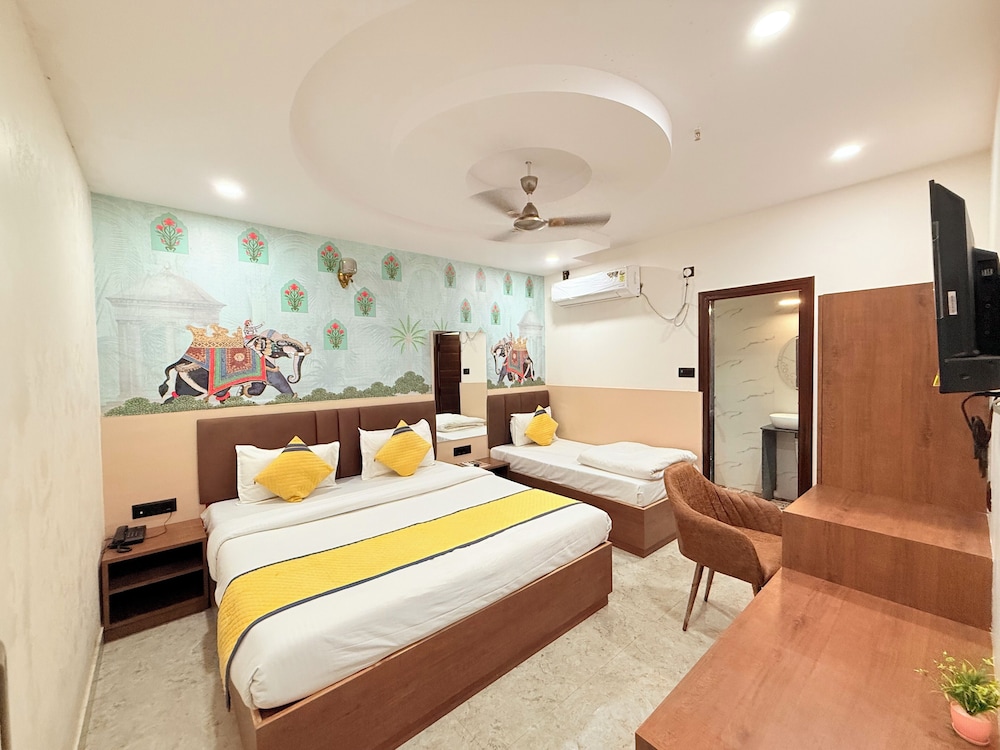 Deluxe Triple Room