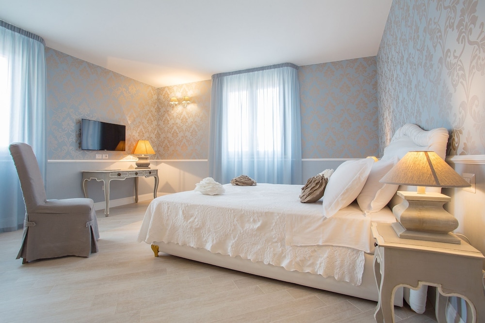 Junior Suite - Photo 2