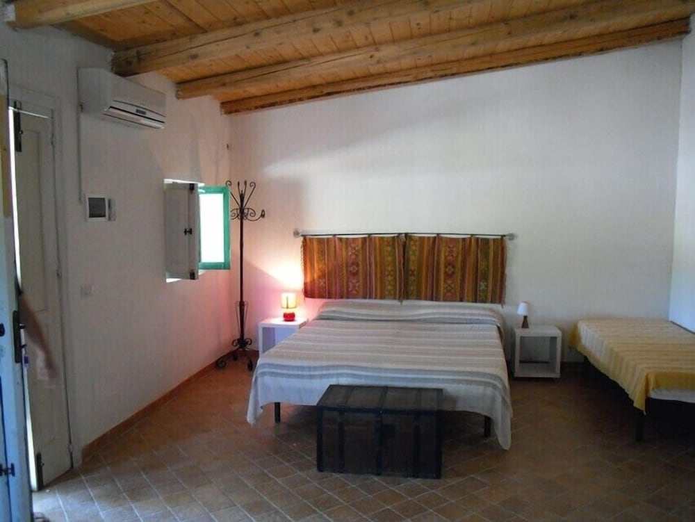 Standard Double Room, Accessible, Garden View