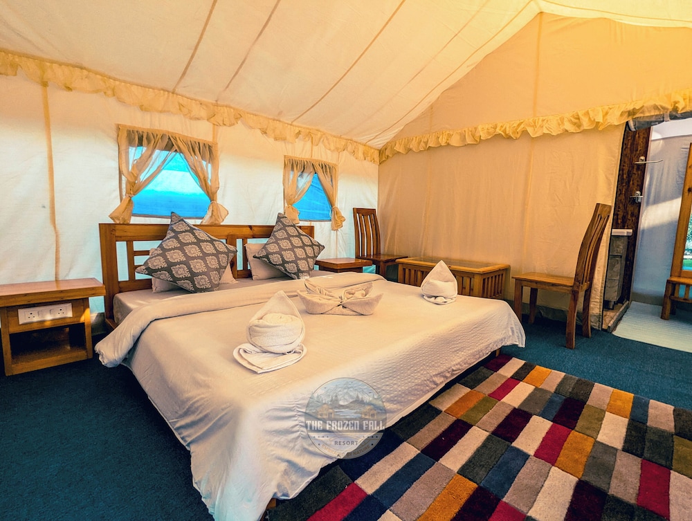 Luxury Tent photo 2
