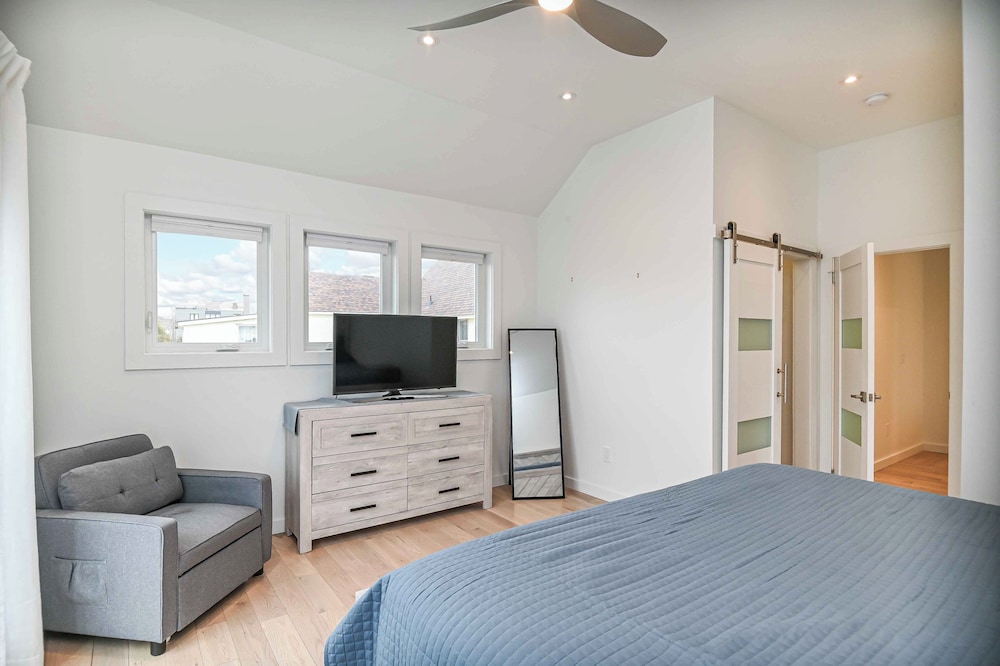 Townhome, Multiple Beds, Patio (Latitude Adjustment)