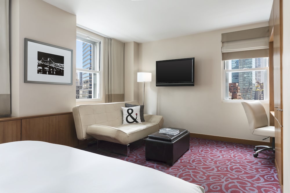 Comfort Suite thumbnail 5