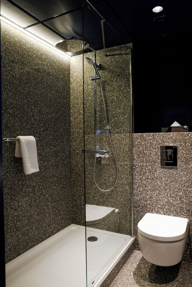 Superior Room, 1 Double Bed with Sofa bed, Non Smoking, City View (Plus) - Photo 3