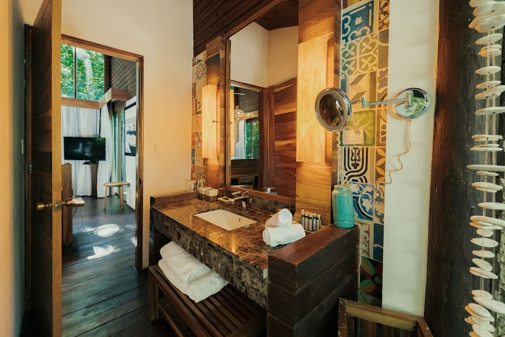Master River Suite photo 2