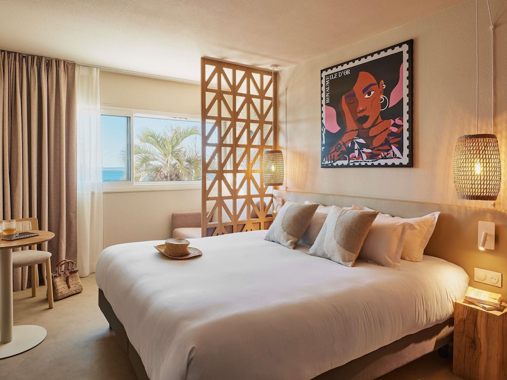 Privilege, Room, 1 Double Bed, Sea View - Photo 1