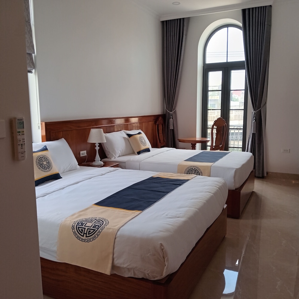 Deluxe Quadruple Room, Balcony