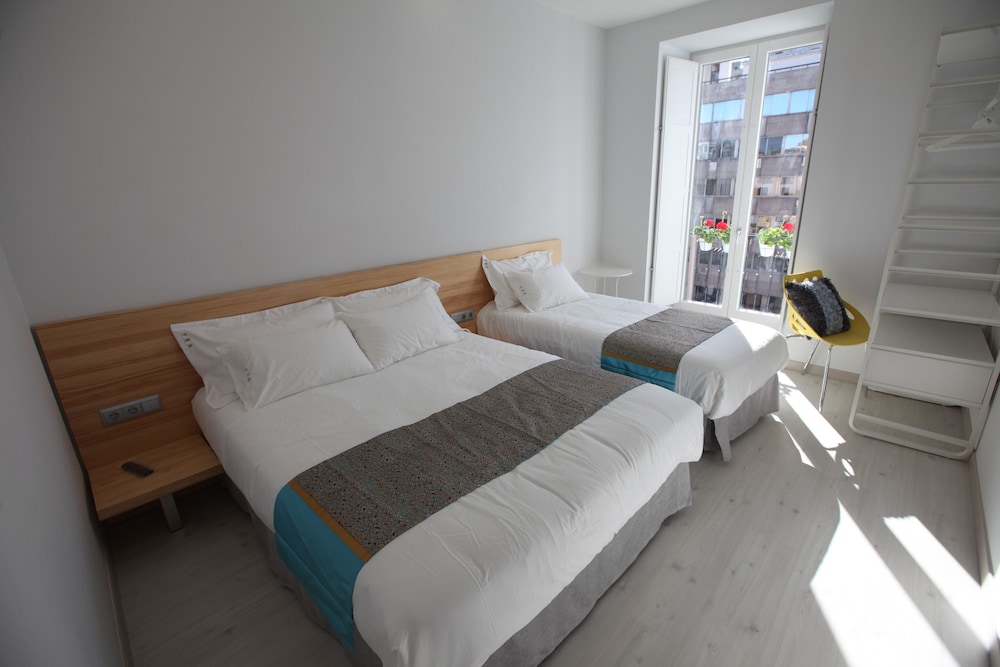 Superior Triple Room, Balcony photo 3