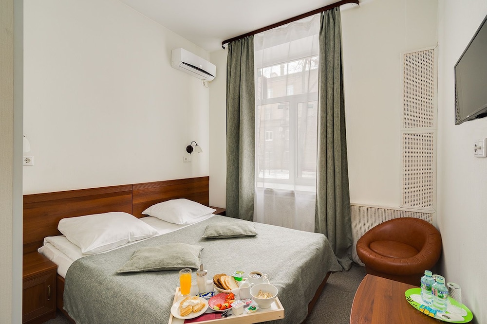 Standard Double Room photo 3