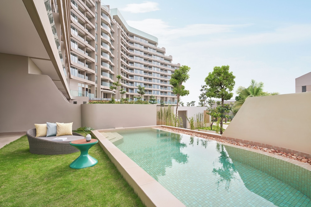 1Bedroom Garden Pool _ YSL Libre Escape Package _ 1 Mini Perfume _ Afternoon Tea Set for 2 - Photo 3