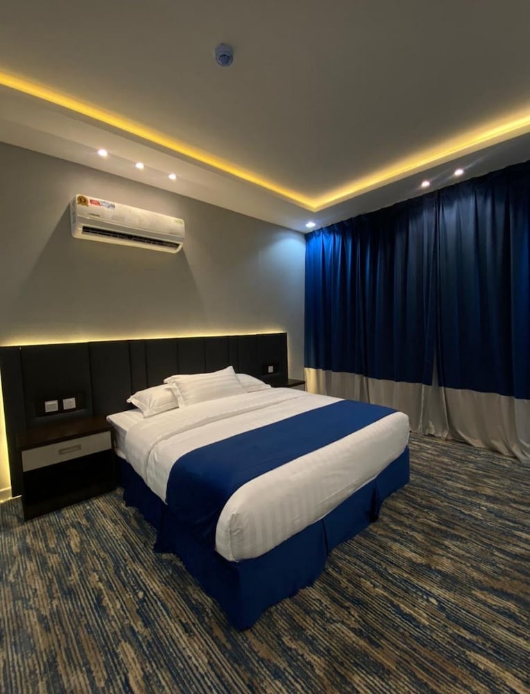 Deluxe Suite photo 1