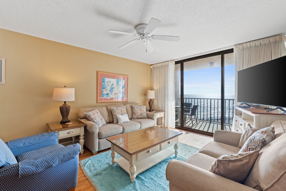 Condo, 2 Bedrooms, Ocean View (709B)