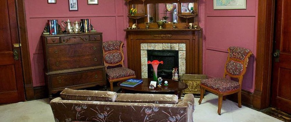 Superior Suite, 1 King Bed, River View photo 1
