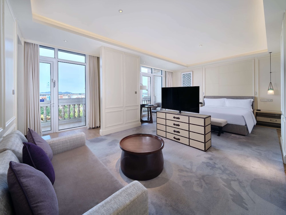 Premium Room, 1 King Bed, Ocean View