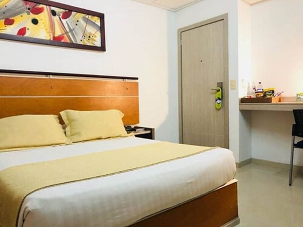 Standard Room, 1 Double Bed photo 3
