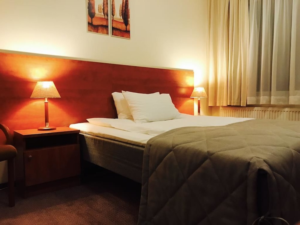 Standard Double or Twin Room photo 3