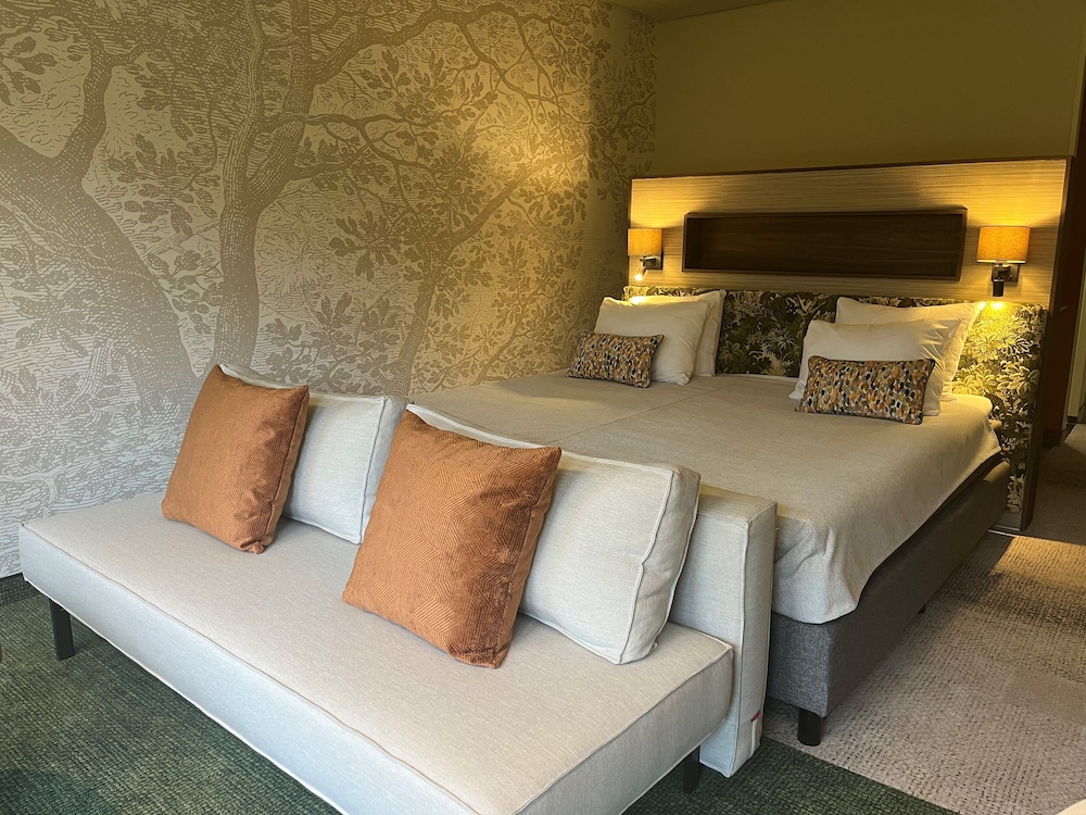 Junior Double Room