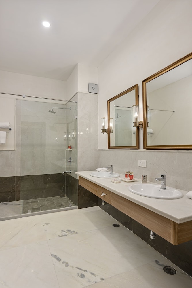 Traditional Room - Photo 6