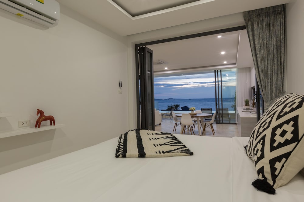 2 Bedroom Sea View Pool Suite & Cinema - Photo 10