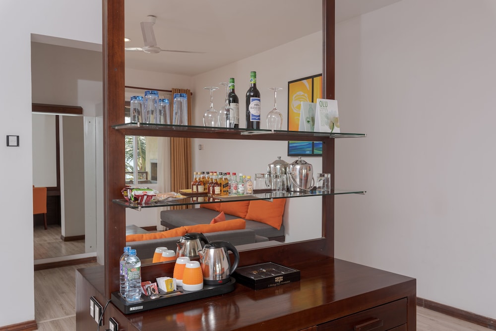 PRIVILEGE SUITE WITH PRIVATE JACUZZI AND SEA VIEW photo 3