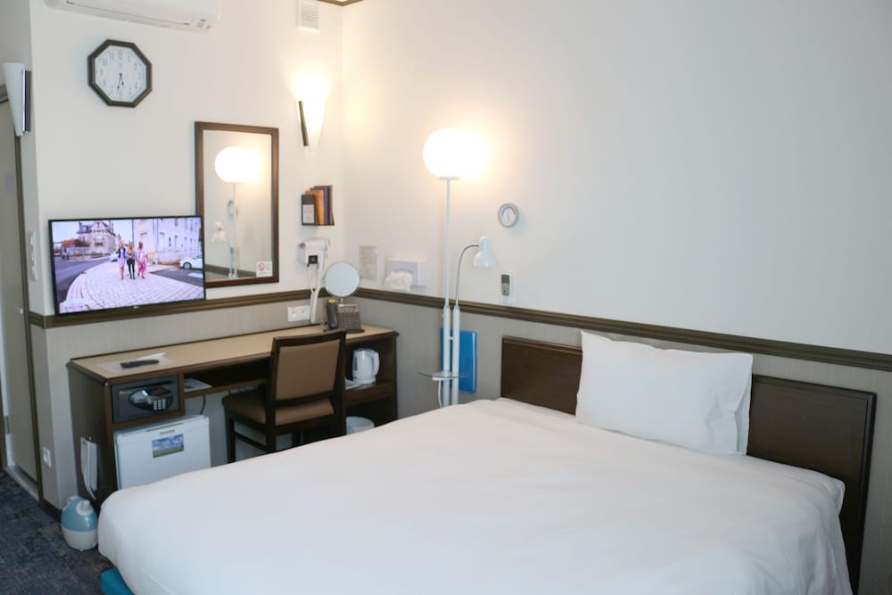Comfort Single Room thumbnail 5