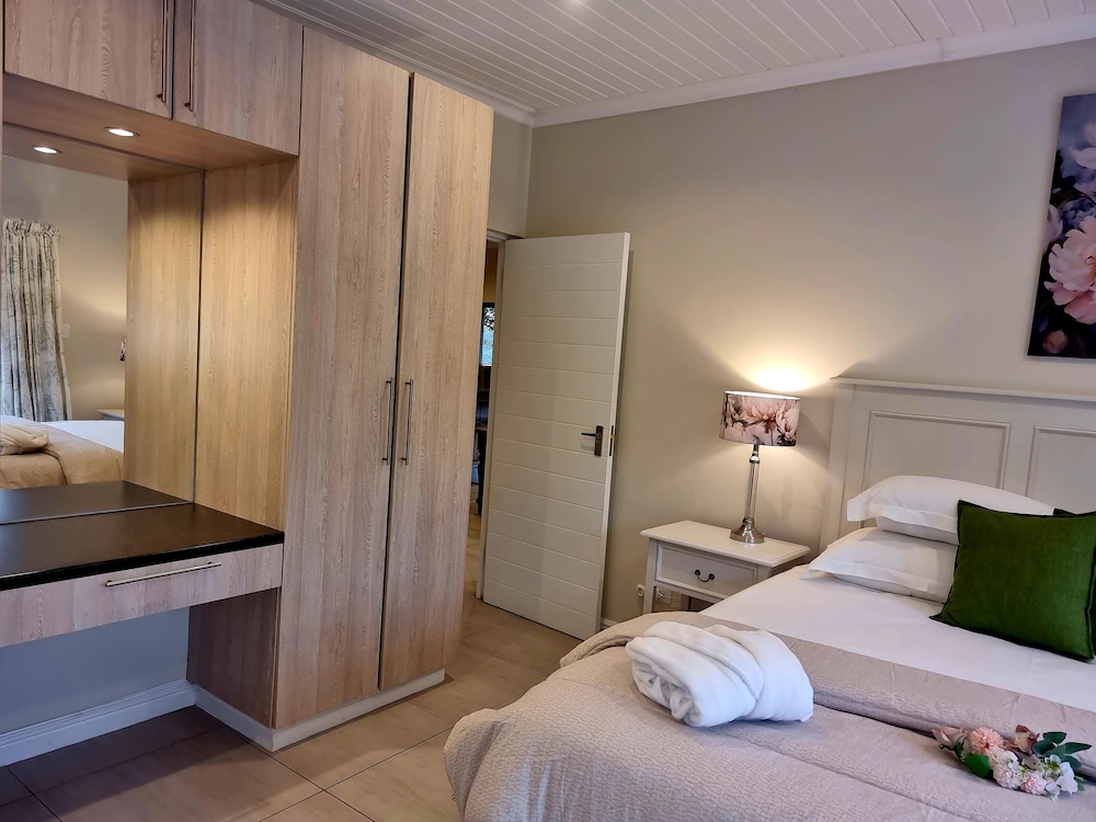Deluxe Suite photo 3