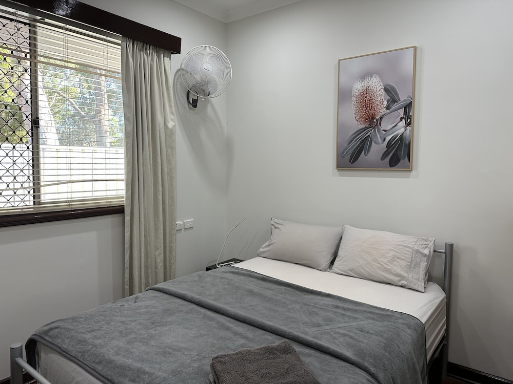 Parkline Studio 3 photo 2