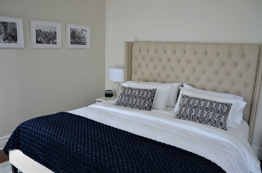 Lafontaine Executive Suite, Park View photo 2