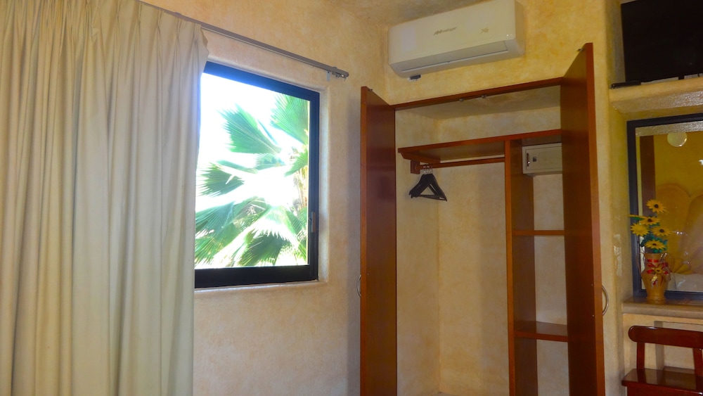 Standard Triple Room - Photo 3