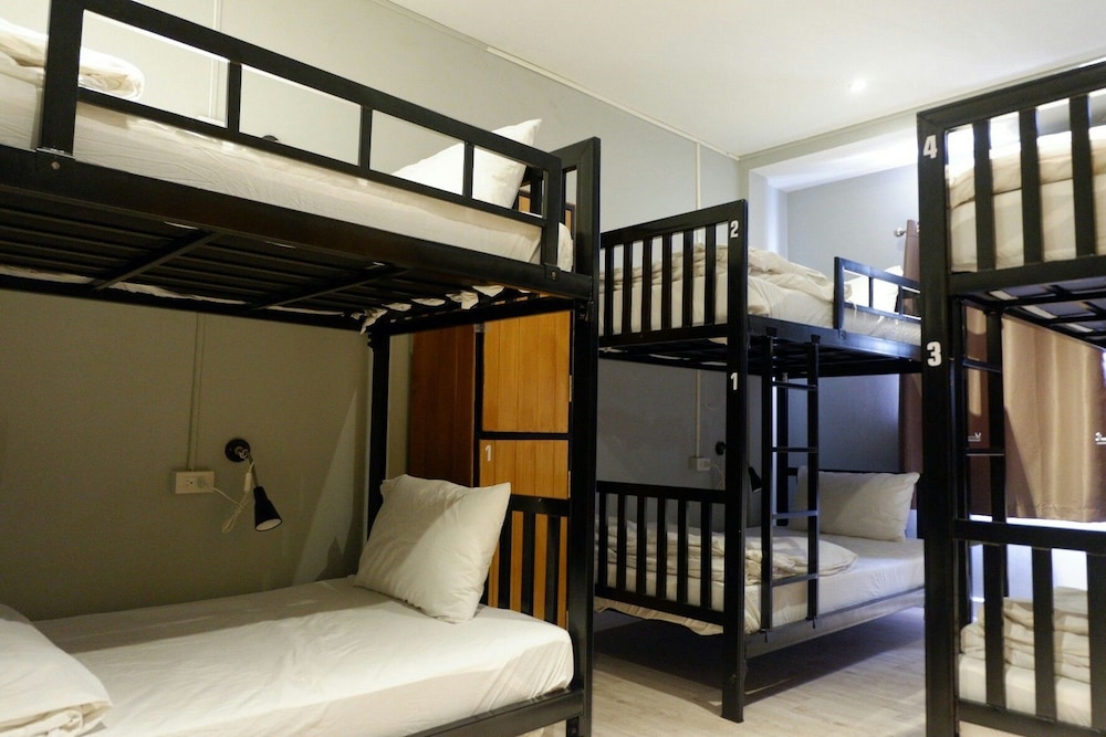 Deluxe Quadruple Room, 1 Bedroom, Non Smoking photo 2
