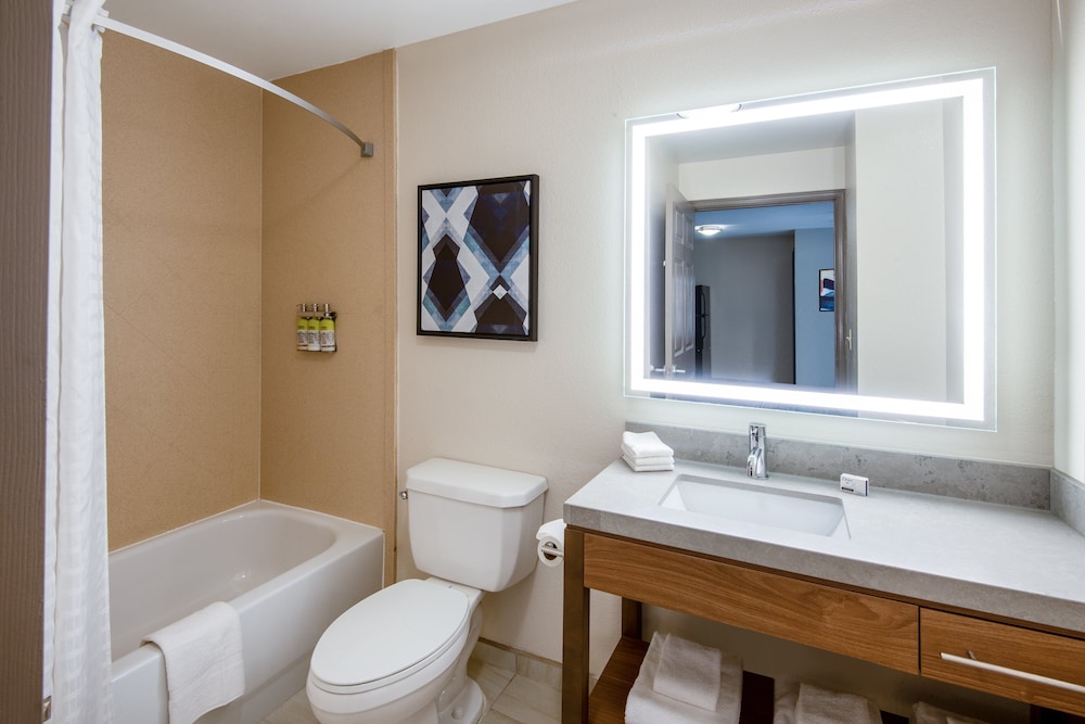 Studio Suite, 2 Double Beds (Full Kitchen) - Photo 4