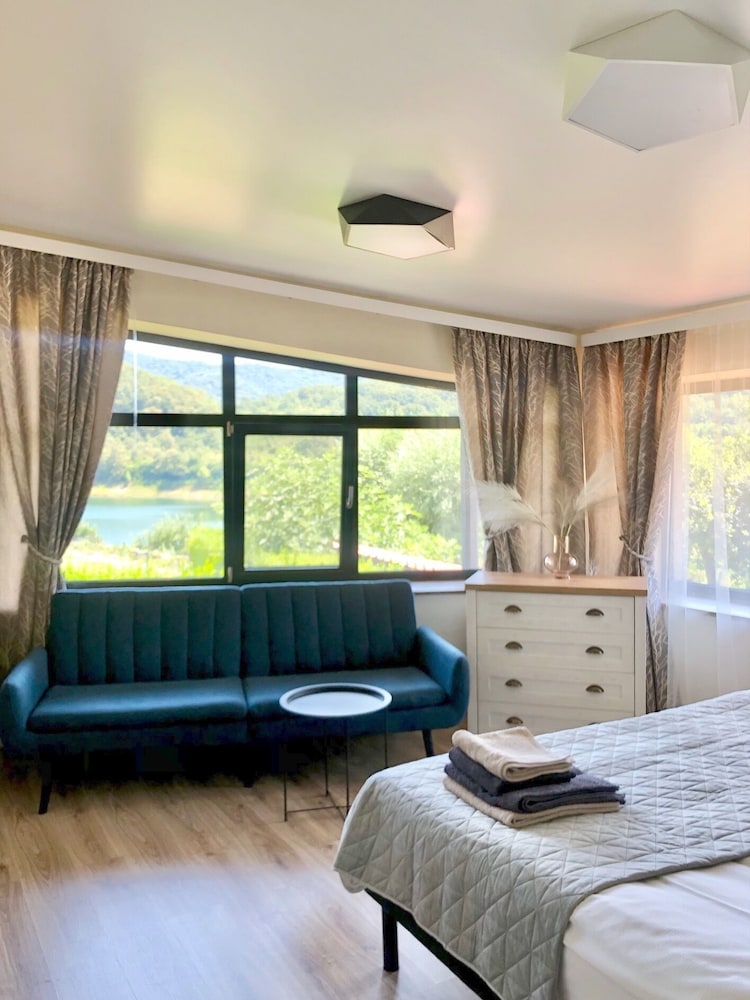 Deluxe Triple Room photo 1