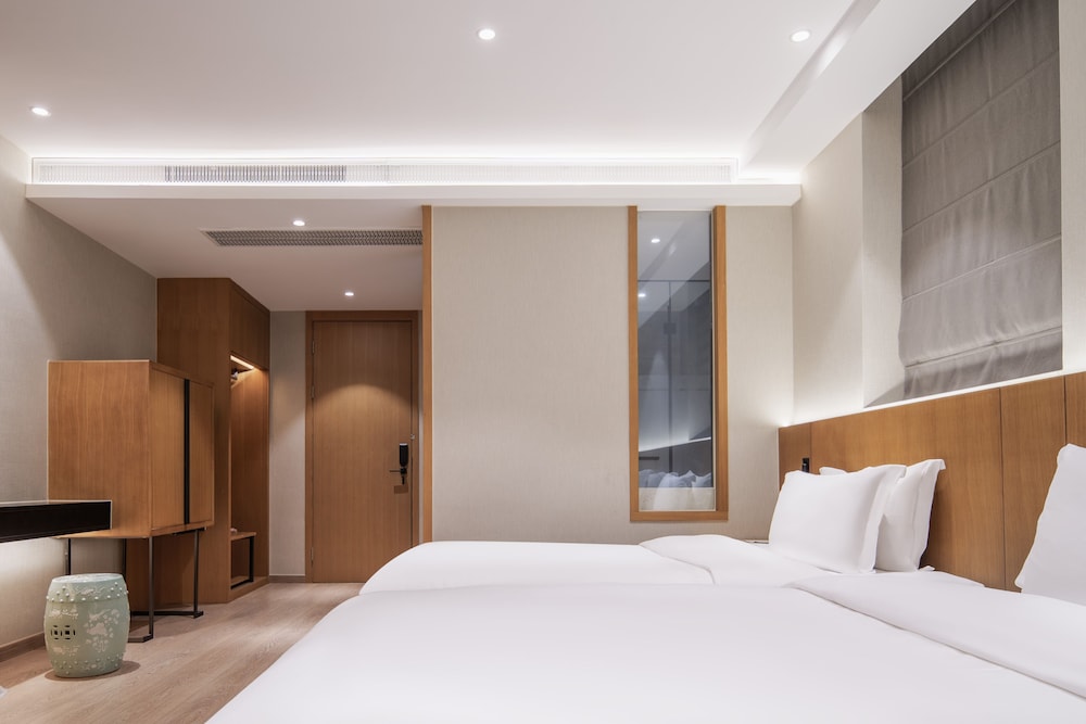Family Twin Room