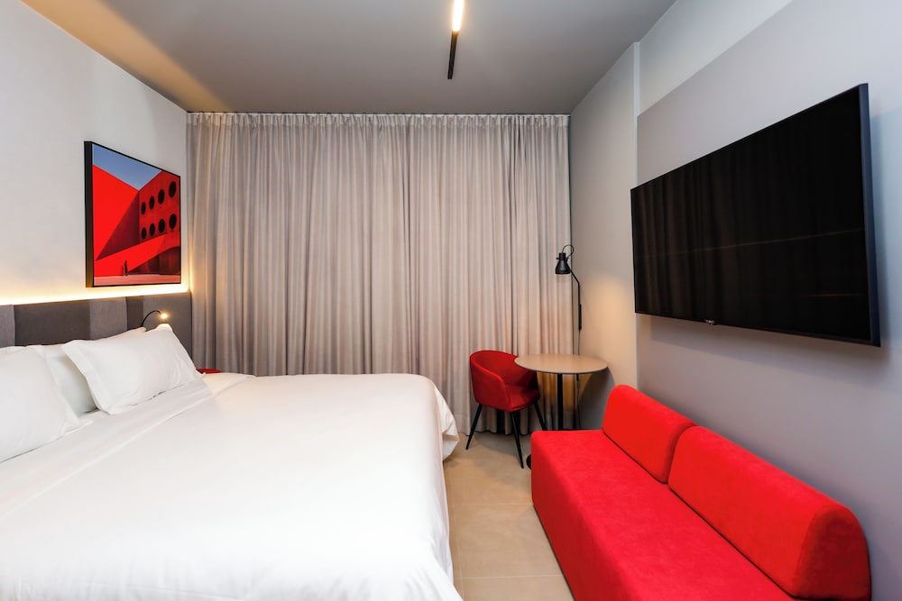 Superior Double Room, City View