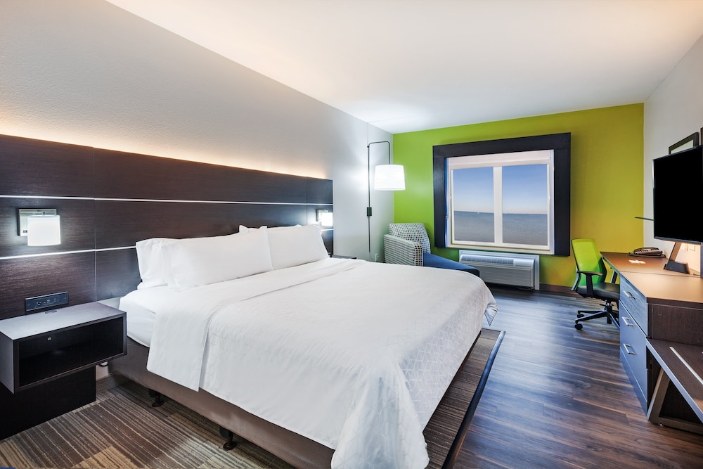Room - Photo 3