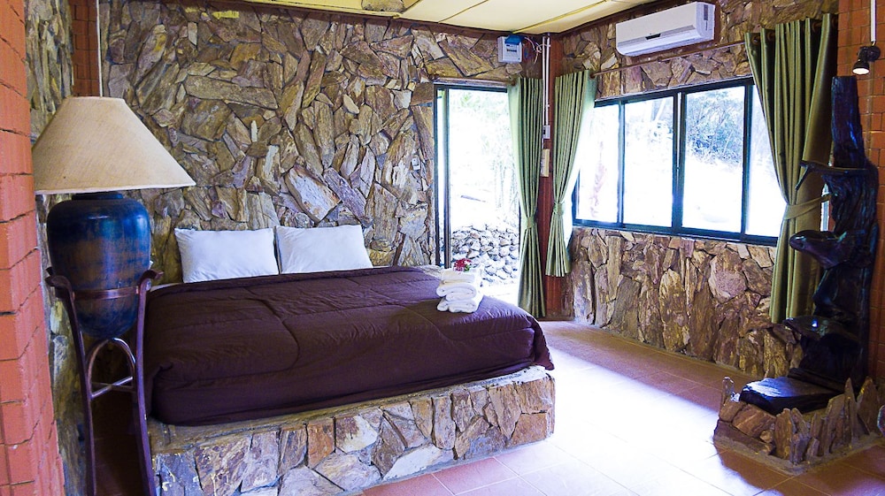 Standard Double Room with Nature View
