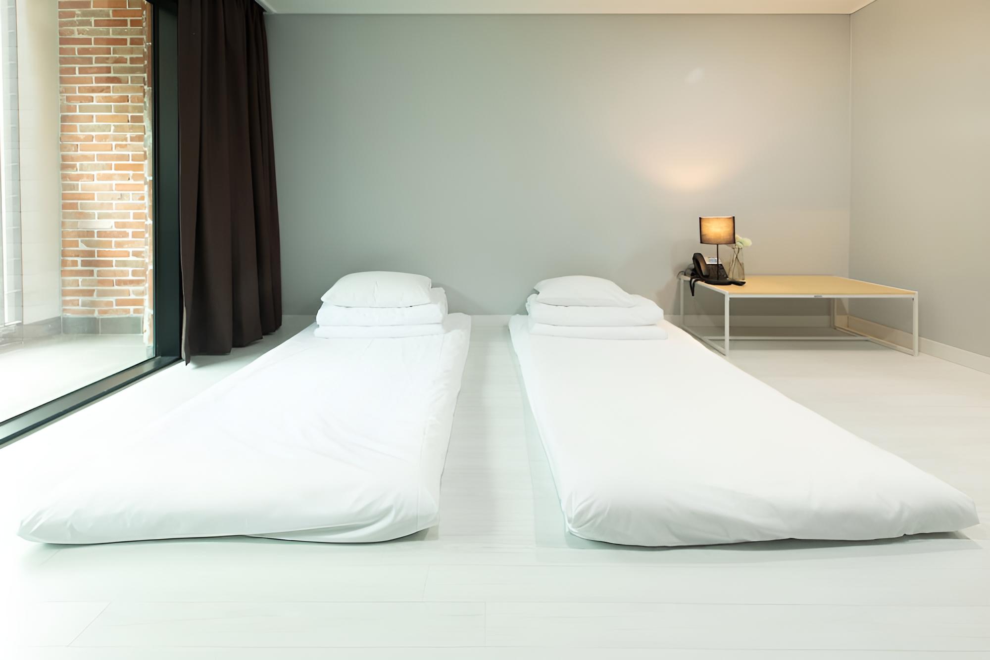 Traditional Twin Room - Photo 1