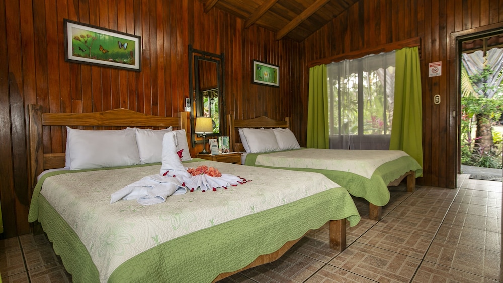 Deluxe Cabin photo 2