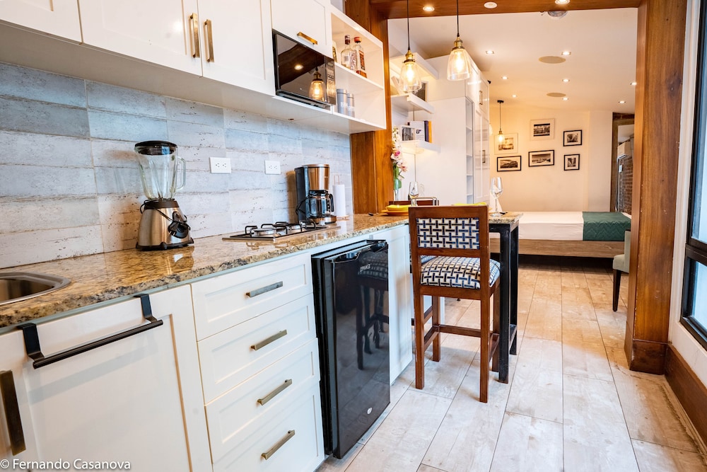 Standard Studio Suite photo 2