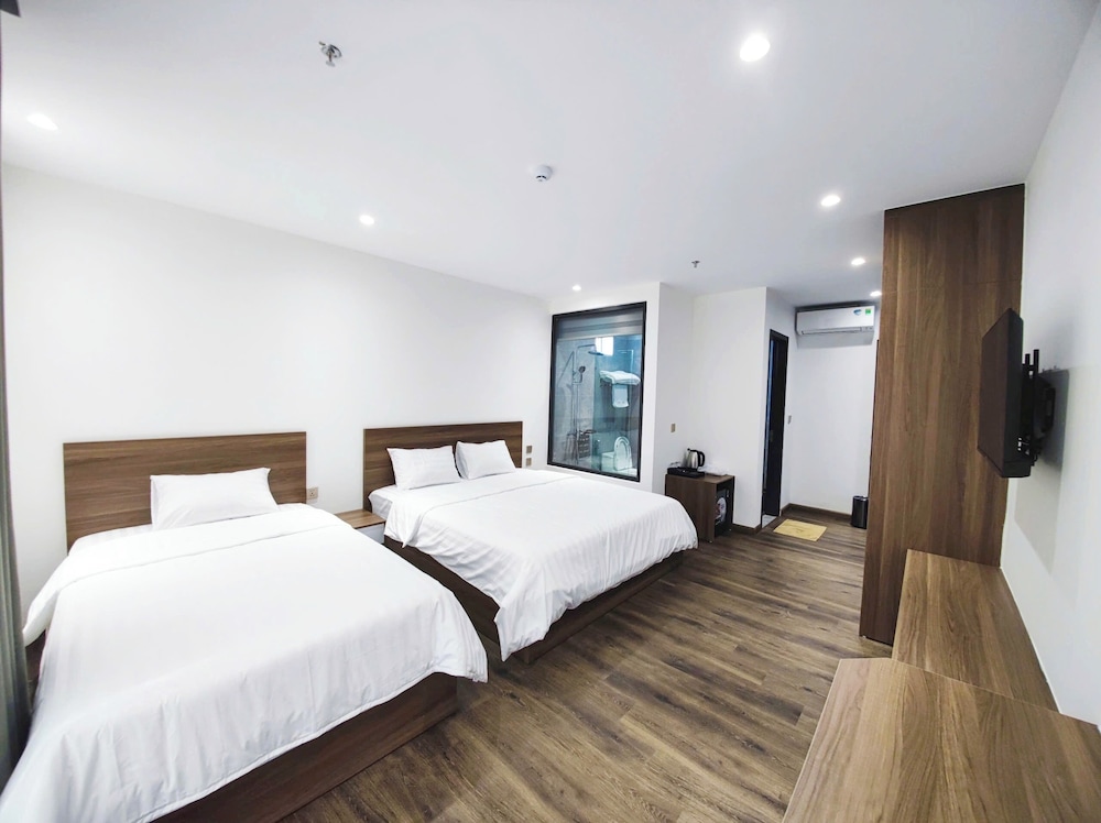 Deluxe Room, City View photo 2