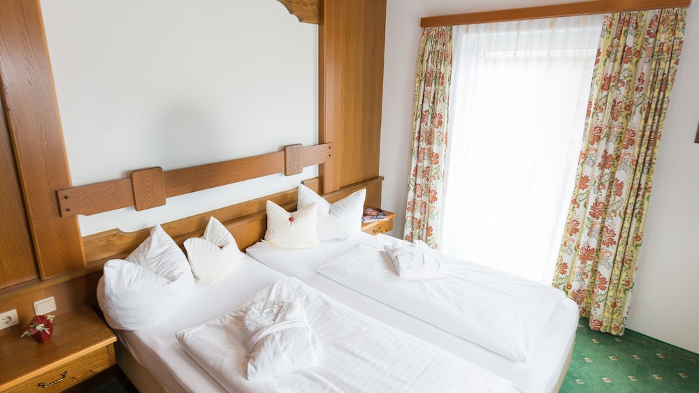 Suite, 1 Bedroom, Balcony, Mountain View photo 3