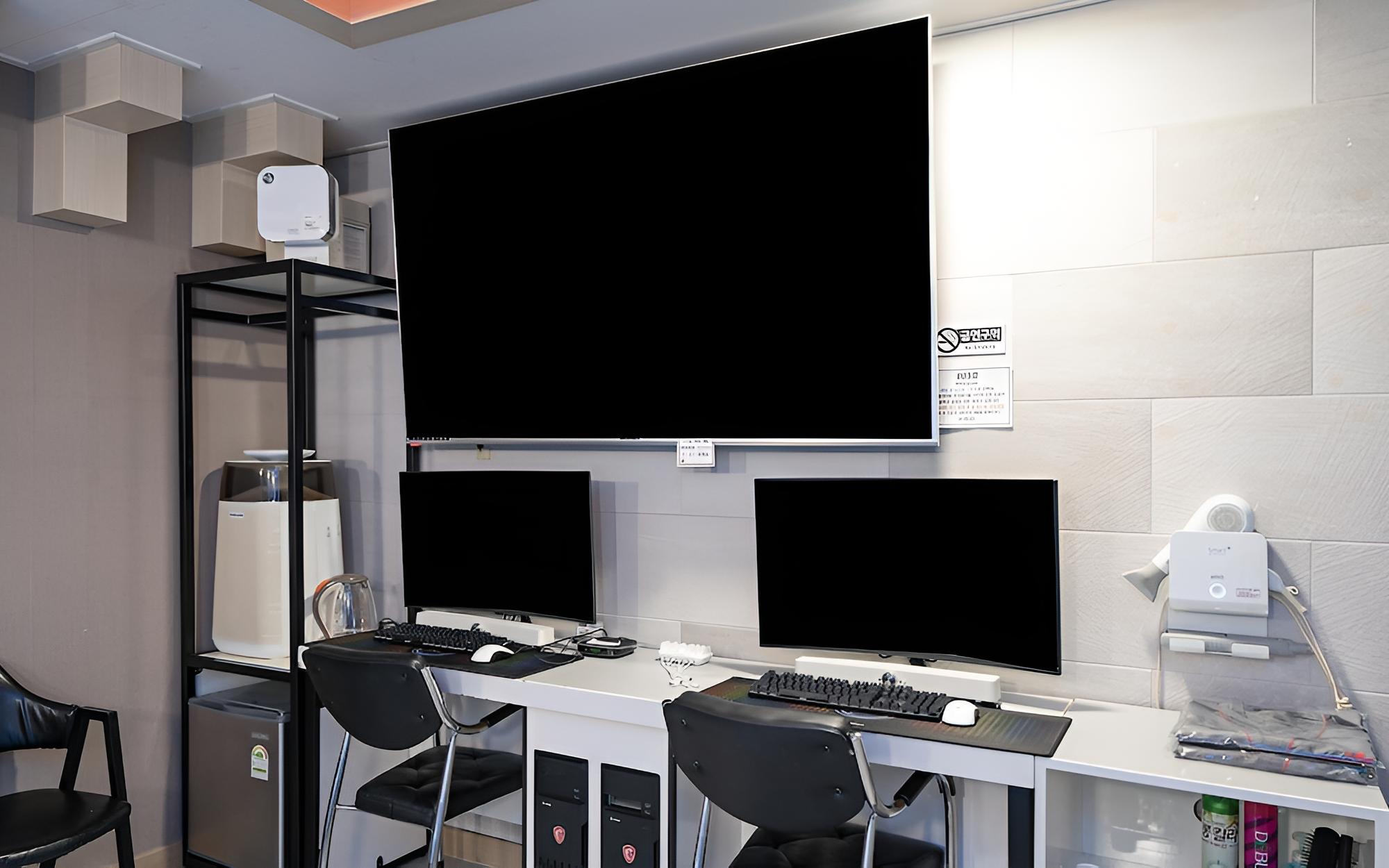 Room (VIP game room 2PC (i79700k240h/air cl) - Photo 2