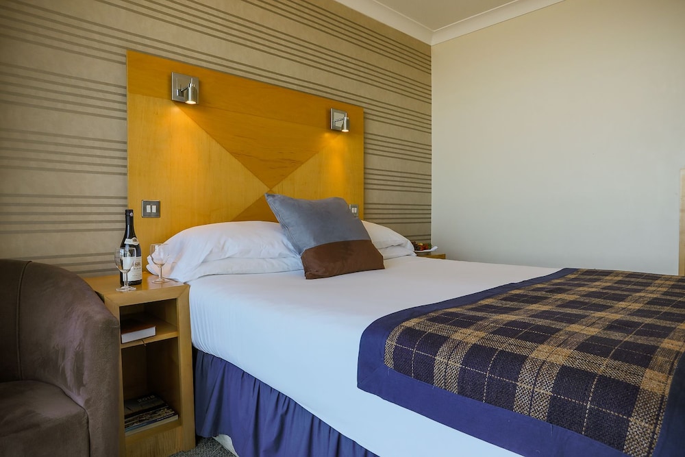 Standard Room, 1 Double Bed, Non Smoking, Sea View - Photo 3