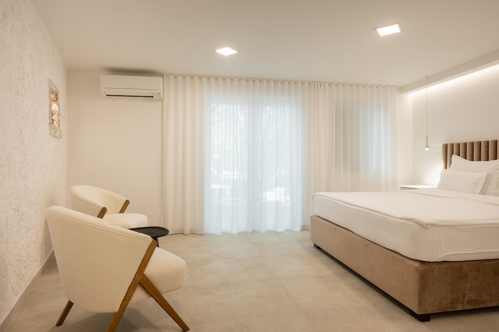 Traditional Double Room, Patio